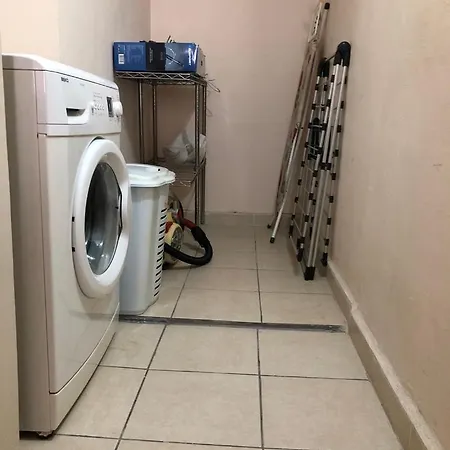 Merkez Muethis Lokasyon Ayri Mutfakli Appartamento Antalia