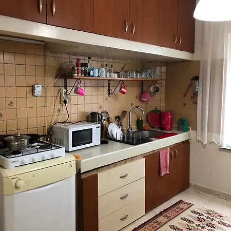 Merkez Muethis Lokasyon Ayri Mutfakli Appartamento Antalia