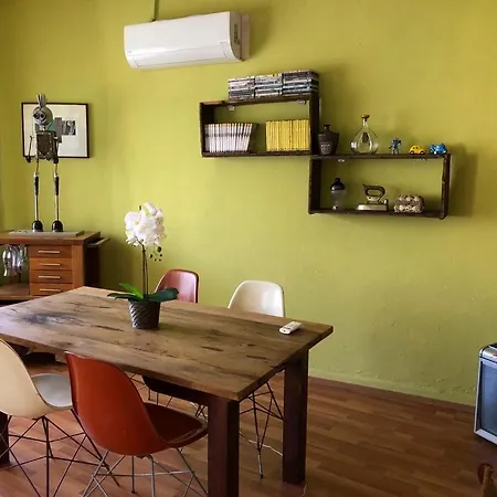 Merkez Muethis Lokasyon Ayri Mutfakli *