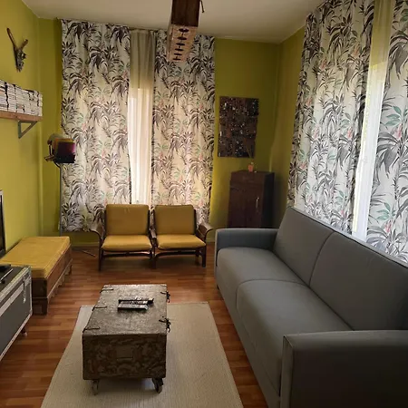 Apartamento Merkez Muethis Lokasyon Ayri Mutfakli *