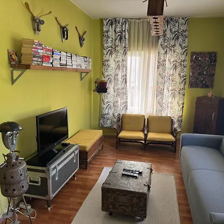 Merkez Muethis Lokasyon Ayri Mutfakli Apartamento Antália