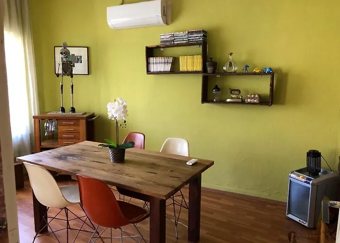 Merkez Muethis Lokasyon Ayri Mutfakli *