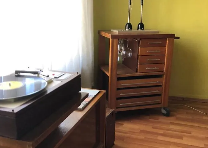 Merkez Muethis Lokasyon Ayri Mutfakli Lejlighed