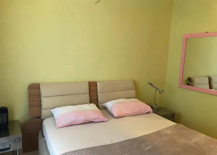 Merkez Muethis Lokasyon Ayri Mutfakli * Antalya